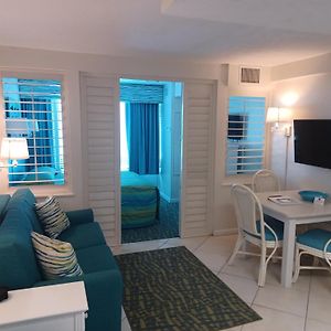 Studio Partial Ocean View
